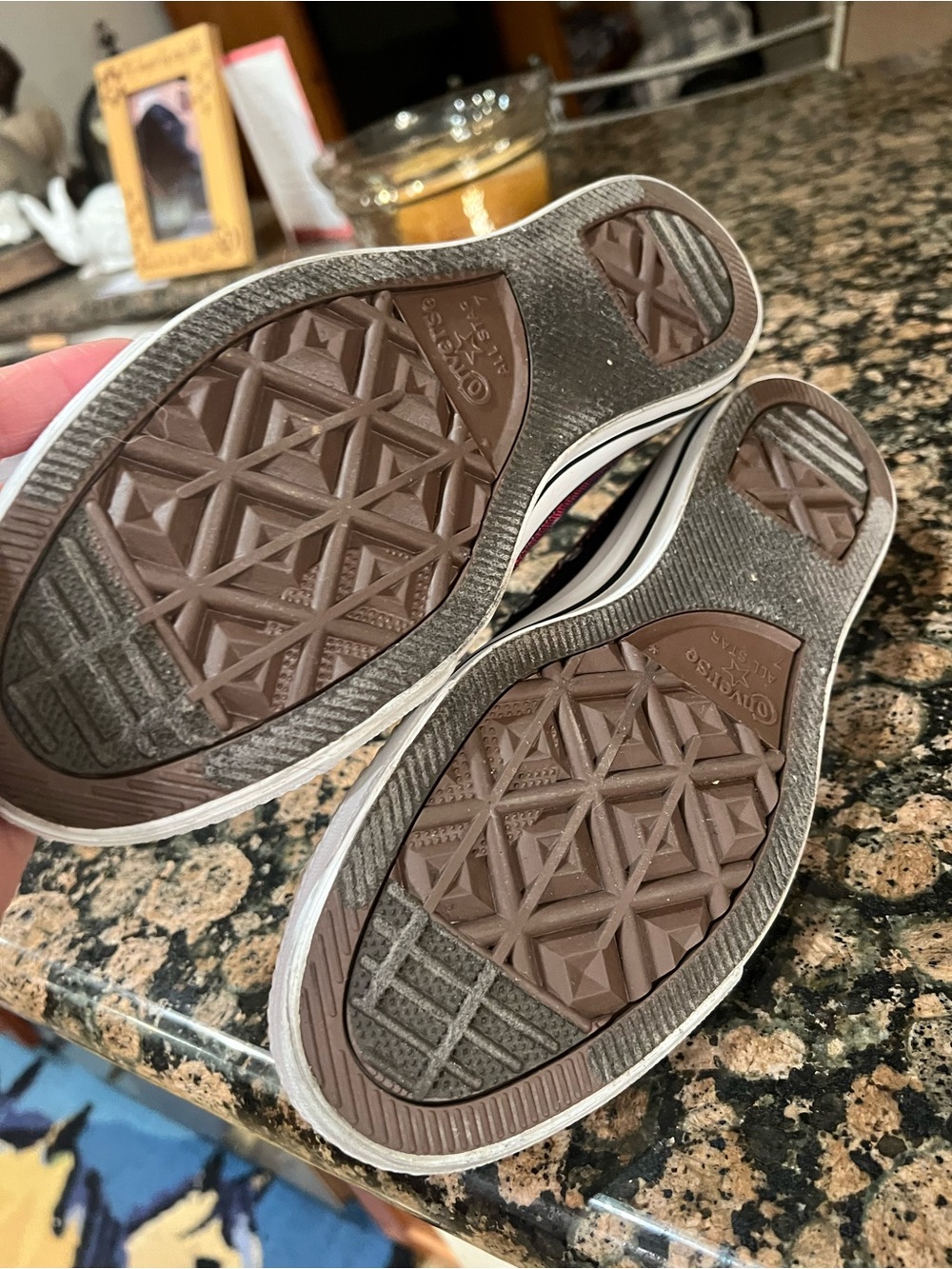 Converse Women’s Size 9 NWT - Picture 5 of 12